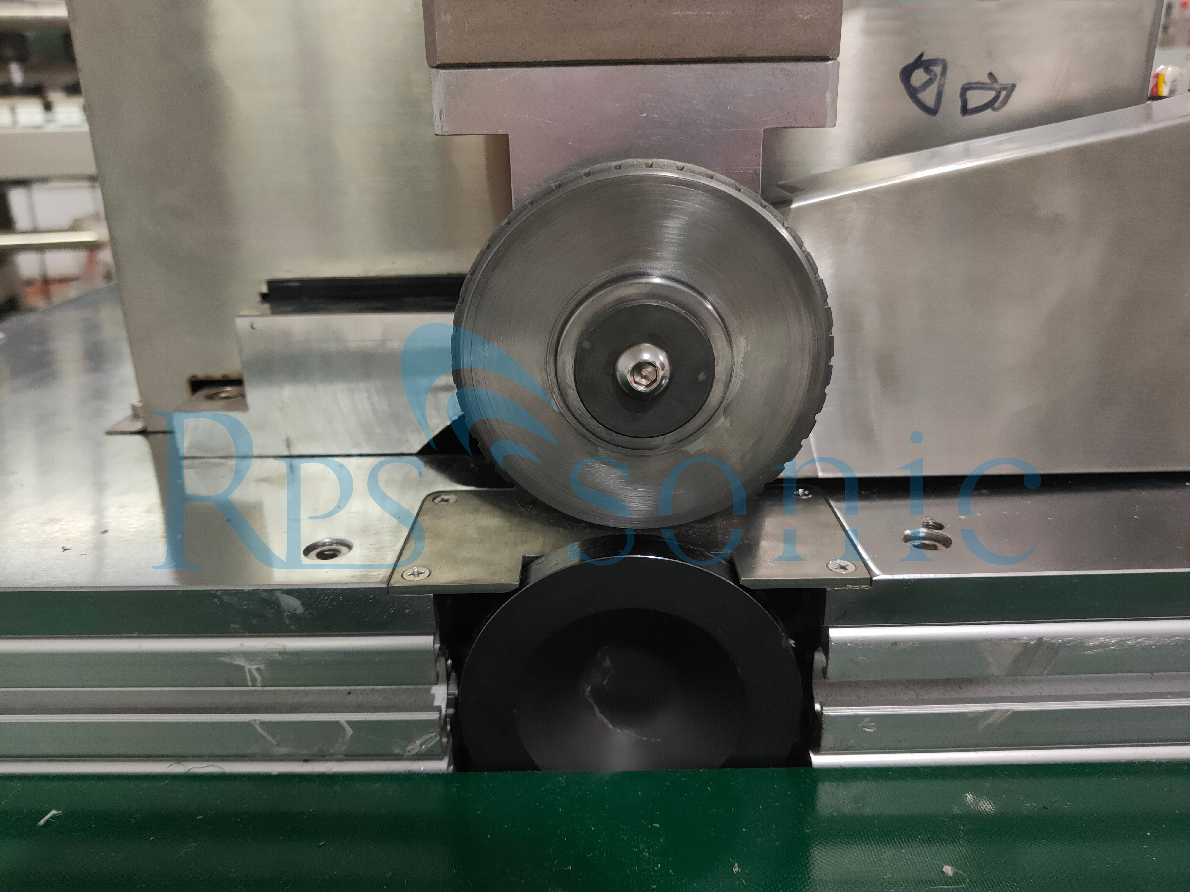 Máquina de sellado ultrasónico de soldadura de filtro de aire de papel HEPA con bocina rotatoria 20Khz