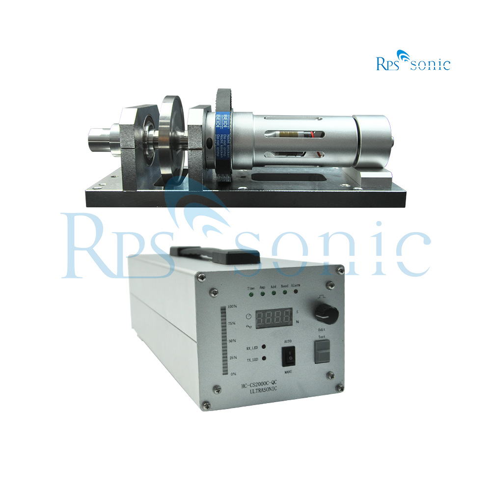 Máquina de coser ultrasónica rotatoria del sonotrodo de 35KHZ 800W para los vestidos