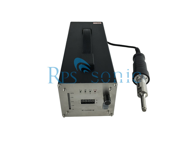 El latón ultrasónico portátil del soldador ultrasónico de la mano 35Khz inserta el equipo 