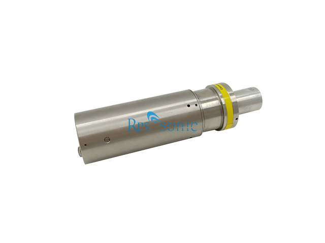 Componentes de soldadura ultrasónica Bielomatik CV2010 aplicados en máquinas estándar