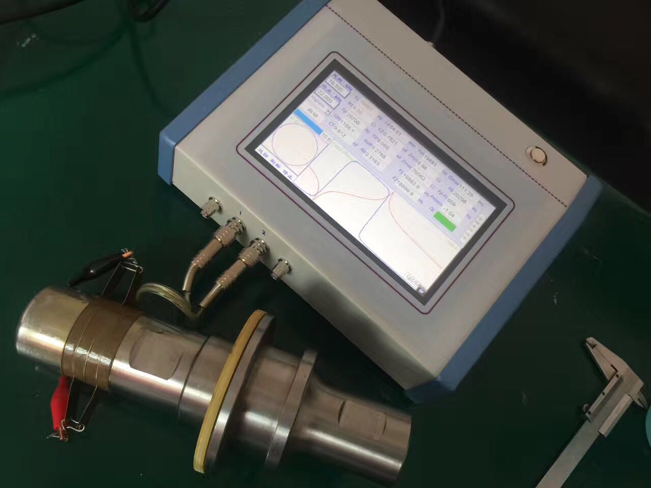 Transductor ultrasónico y analizador de bocina o transductores ultrasónicos de potencia de prueba y sintonización