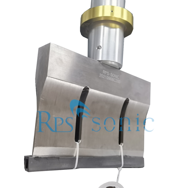 Máquina de corte ultrasónica del sistema del corte del cuchillo de la comida de la cortadora de la torta del queso del pan 20kHz