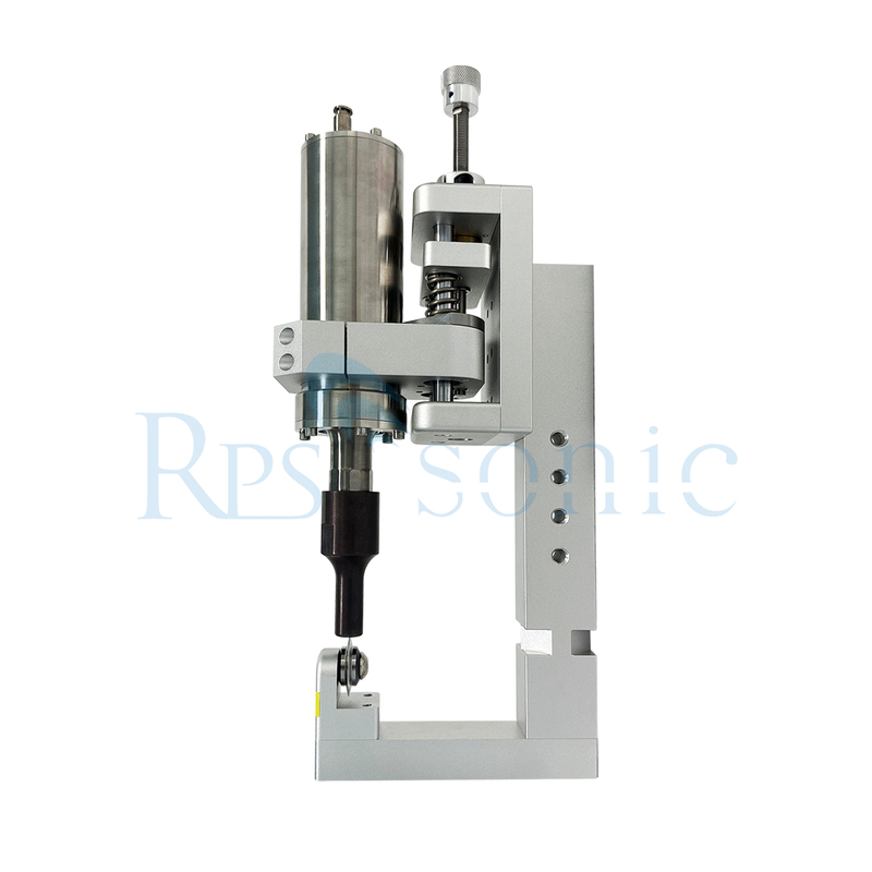Máquina ultrasónica de sellado y corte con una máquina de pordigas de rueda de rodillo para soldadura de tela y corte