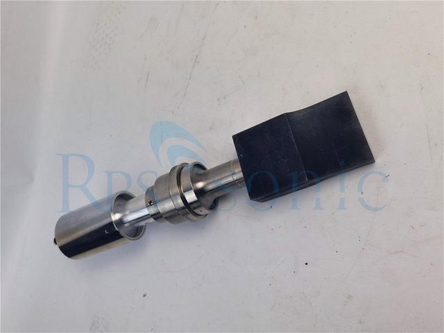 Máquina de sellado de tela ultrasónica de 20 kHz para corte y soldadura de cinta