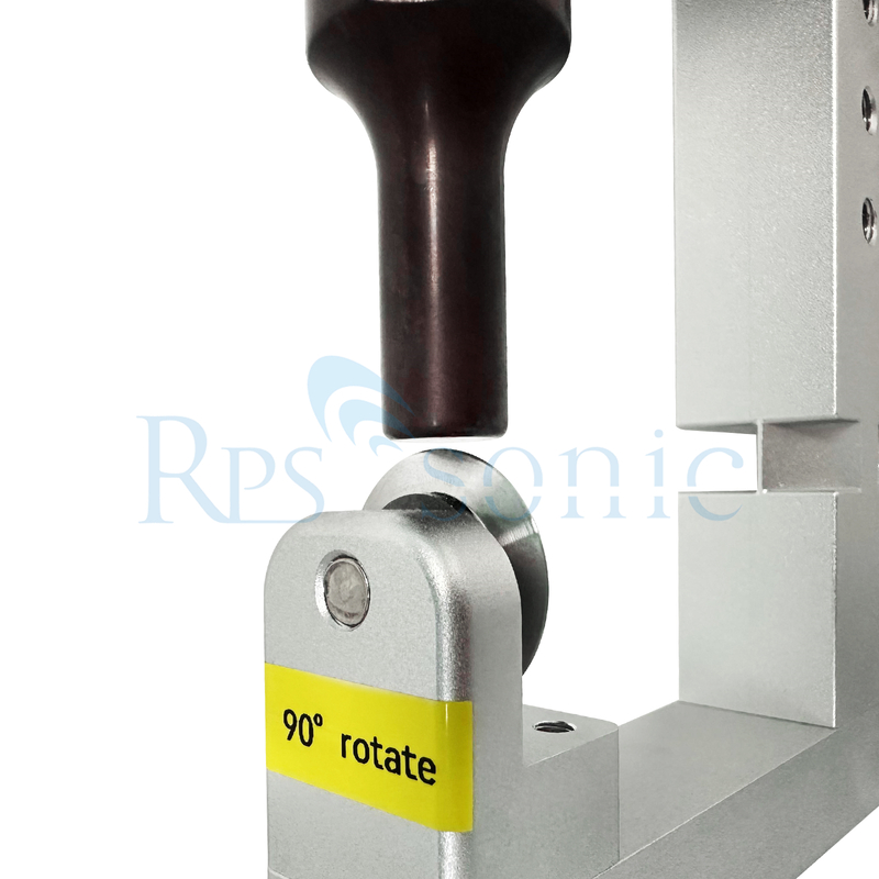 Máquina ultrasónica de sellado y corte con una máquina de pordigas de rueda de rodillo para soldadura de tela y corte
